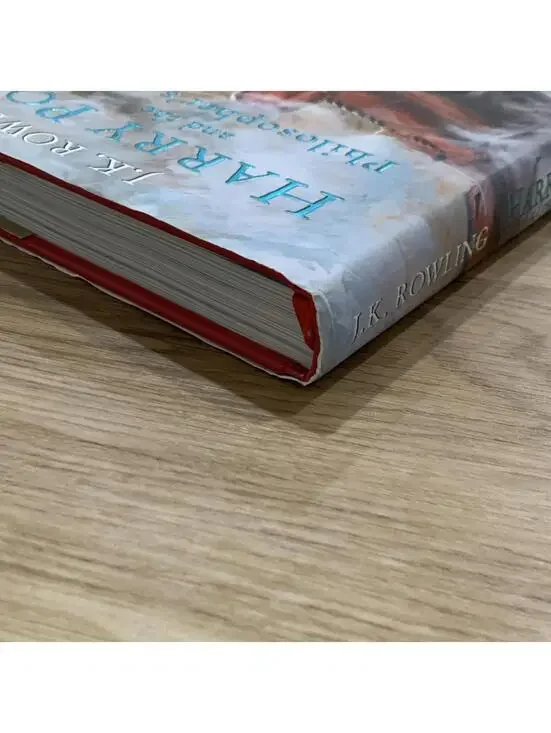 Harry Potter and the Philosopher’s Stone Illustrated Edition Jim Kay... - Picture 8 of 9